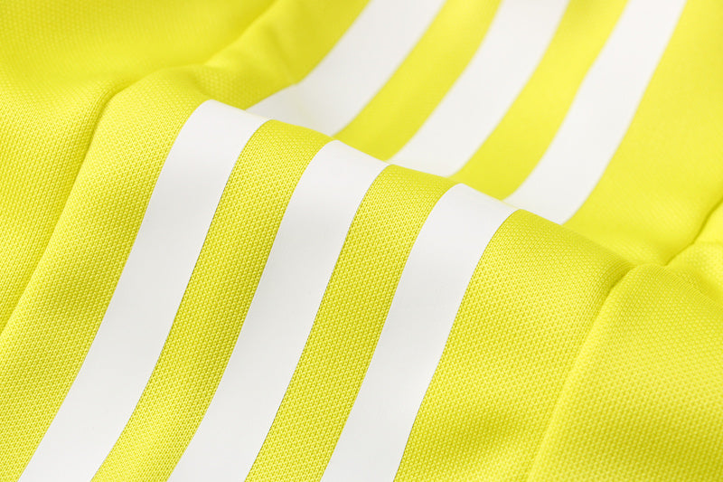 KIT PASSEIO - INTERNACIONAL - AMARELO E PRETO