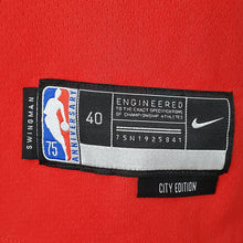 Carregar imagem no visualizador da galeria, CAMISA CHICAGO BULLS - VERMELHA COM NIKE BRILHANTE - CITY EDITION 75TH ANNIVERSARY - 2022
