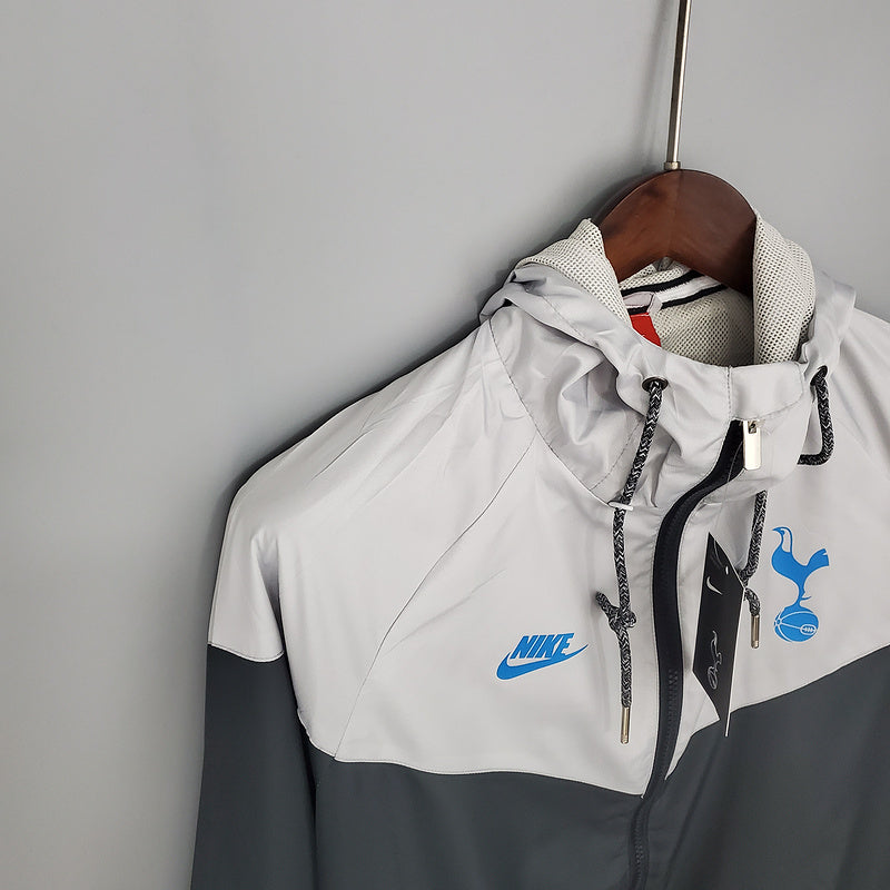 CORTA VENTO - TOTTENHAM - PRETO, BRANCO E AZUL