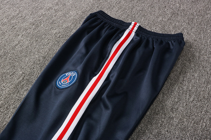 KIT PASSEIO COM CAPUZ - PARIS SAINT GERMAIN (PSG) - AZUL, BRANCO E VERMELHO