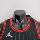 CAMISA CHICAGO BULLS - ICON EDITION - 75TH ANNIVERSARY - JORDAN BRILHANTE - - 2022
