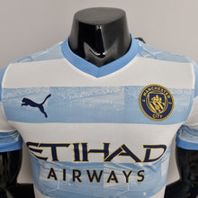 Carregar imagem no visualizador da galeria, CAMISA MANCHESTER CITY - EDIÇÃO ESPECIAL - JOGADOR - 22/ 23
