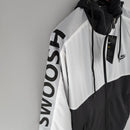 CORTA VENTO - STREETWEAR - SWOOSH - PRETO, BRANCO E CINZA - 2022