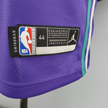 Carregar imagem no visualizador da galeria, CAMISA CHARLOTTE HORNETS - ROXA CLASSIC - 19/20
