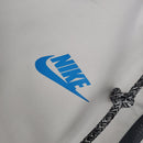 CORTA VENTO - TOTTENHAM - PRETO, BRANCO E AZUL