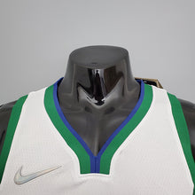 Carregar imagem no visualizador da galeria, CAMISA DALLAS MAVERICKS - BRANCA COM NIKE BRILHANTE - CITY EDITION 75TH ANNIVERSARY - 2021/ 2022
