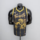 CAMISA TORONTO RAPTORS - PRETA COM NIKE BRILHANTE - CITY EDITION 75TH ANNIVERSARY - 2022