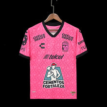 Carregar imagem no visualizador da galeria, CAMISA LEON - MÉXICO - ESPECIAL OUTUBRO ROSA - TORCEDOR - 21/22
