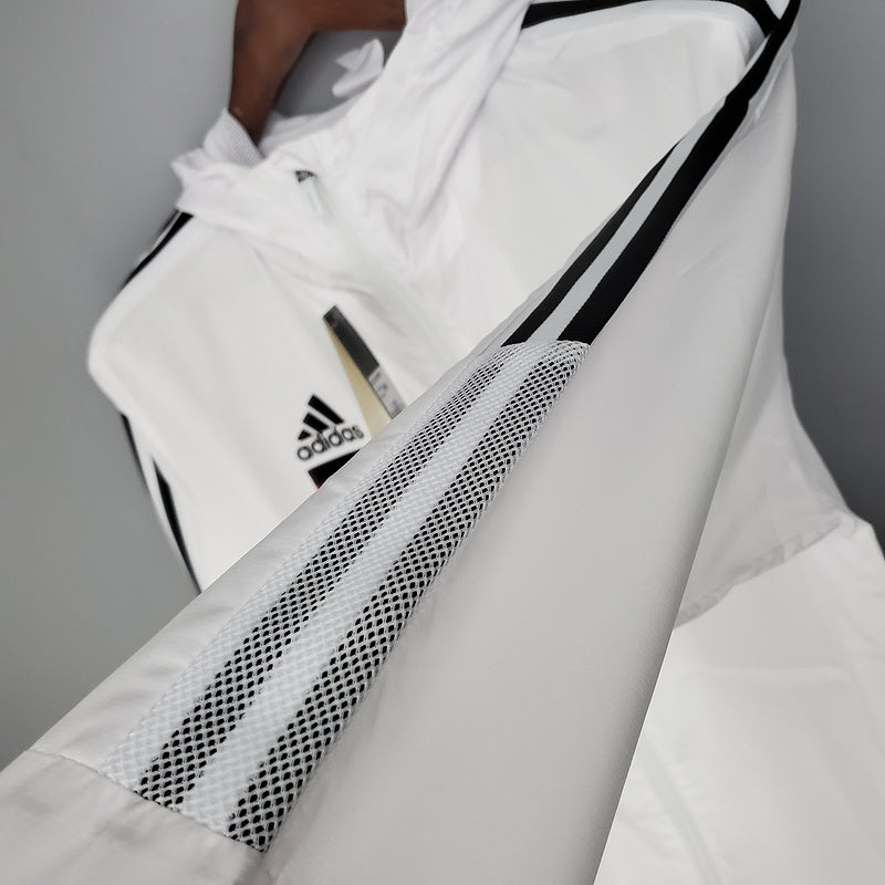 CORTA VENTO - MANCHESTER UNITED - BRANCO E PRETO