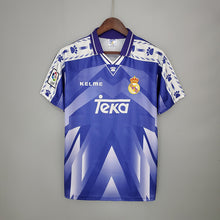 Carregar imagem no visualizador da galeria, CAMISA REAL MADRID - RETRÔ - TORCEDOR - 1996/1997
