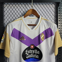 Carregar imagem no visualizador da galeria, CAMISA VALLADOLID - FORA/ AWAY - TORCEDOR - 22/23
