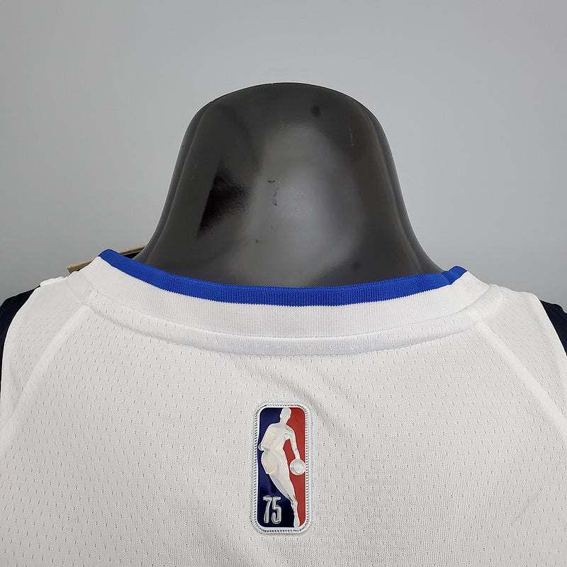 CAMISA DALLAS MAVERICKS - BRANCA COM NIKE BRILHANTE - ICON EDITION 75TH ANNIVERSARY - 2021/ 2022