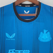 Carregar imagem no visualizador da galeria, CAMISA NEWCASTLE - BLUE EDITION - TORCEDOR - 22/ 23
