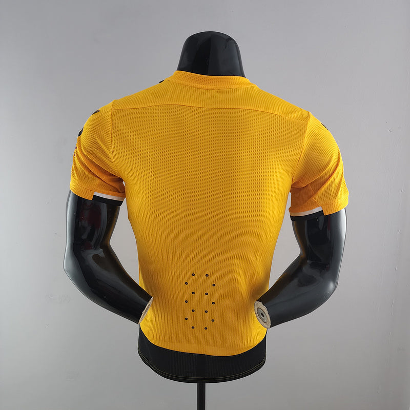 CAMISA WOLVERHAMPTON (WOLVES) - CASA/ HOME - JOGADOR - 22/23