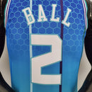 CAMISA CHARLOTTE HORNETS - AZUL COM JORDAN BRILHANTE - CITY EDITION 75TH ANNIVERSARY - 2021/ 2022