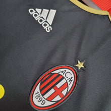 Carregar imagem no visualizador da galeria, CAMISA MILAN- RETRÔ - TORCEDOR - 2006
