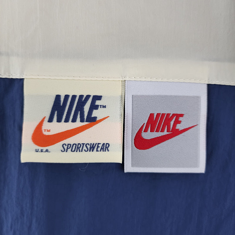 CORTA VENTO - STREETWEAR - SWOOSH - BRANCO E AZUL - 2022