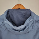 CORTA VENTO - TOTTENHAM - BRANCO E AZUL