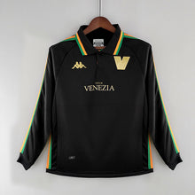 Carregar imagem no visualizador da galeria, CAMISA VENEZIA - MANGA LONGA -  CASA/ HOME - TORCEDOR - 22/23
