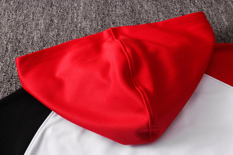 KIT PASSEIO COM CAPUZ - LIVERPOOL - BRANCO, VERMELHO E PRETO