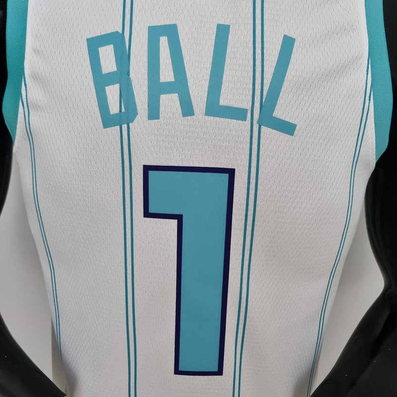 CAMISA CHARLOTTE HORNETS - BRANCA COM JORDAN BRILHANTE - ICON EDITION 75TH ANNIVERSARY - 2021/ 2022