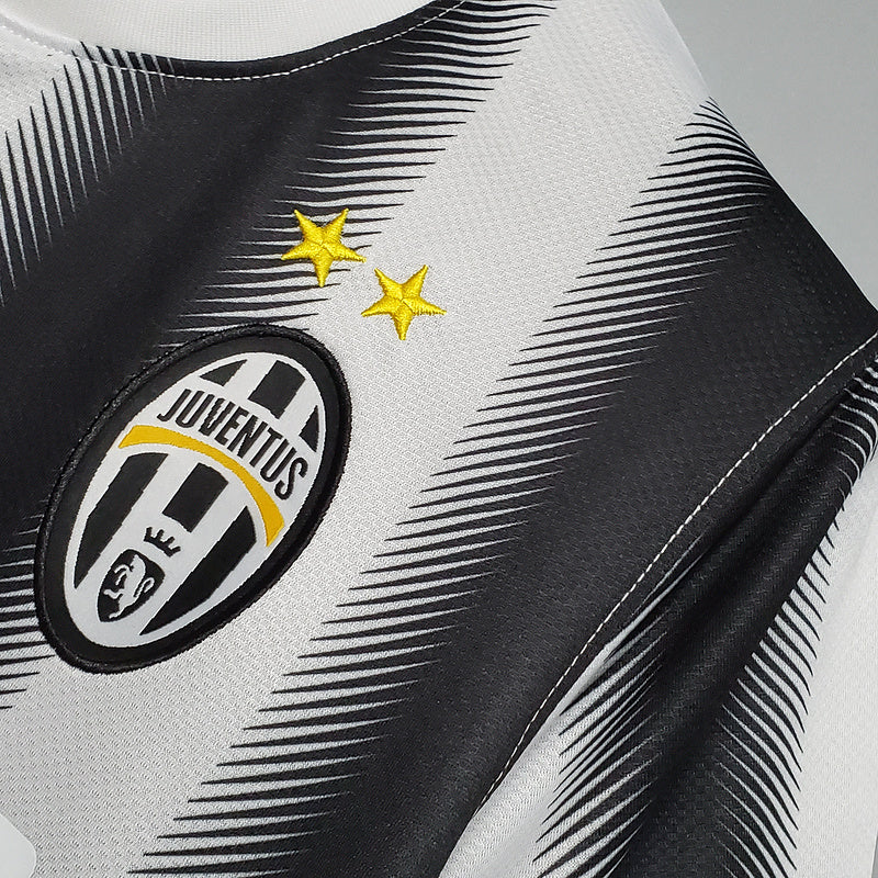 CAMISA JUVENTUS - RETRÔ - TORCEDOR - 2011
