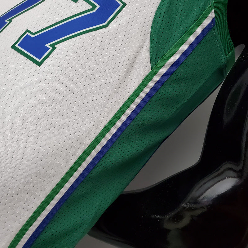 CAMISA DALLAS MAVERICKS - BRANCA COM NIKE BRILHANTE - CITY EDITION 75TH ANNIVERSARY - 2021/ 2022