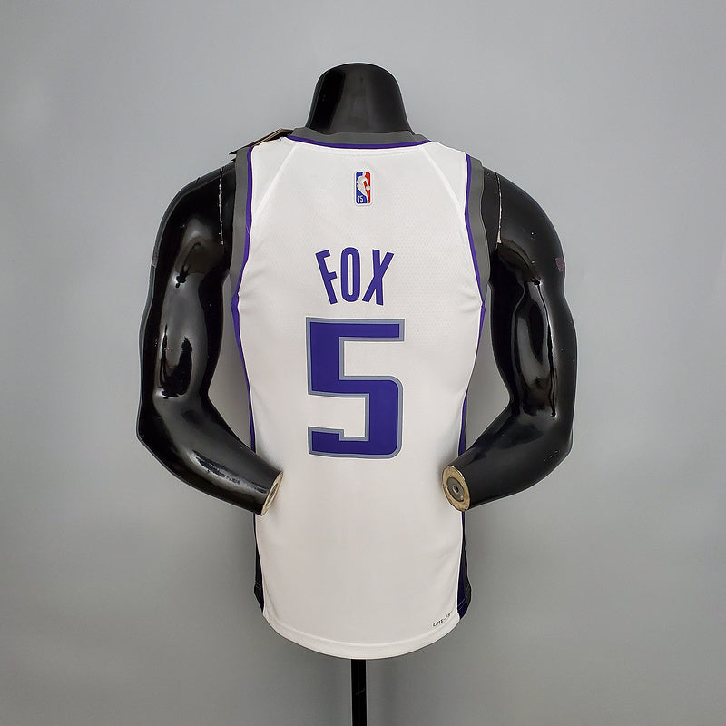 CAMISA SACRAMENTO KINGS - BRANCA COM NIKE BRILHANTE - 75TH ANNIVERSARY - 2021/ 2022