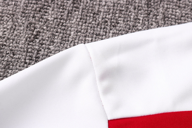KIT PASSEIO COM CAPUZ - ARSENAL - VERMELHO E BRANCO