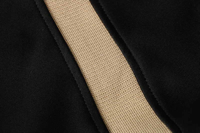 KIT PASSEIO - TOTTENHAM - PRETO E DOURADO
