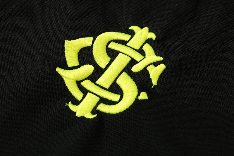 PASSEIO - INTERNACIONAL - PRETO E AMARELO