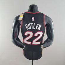 Carregar imagem no visualizador da galeria, CAMISA MIAMI HEAT - ICON EDITION 75TH ANNIVERSARY - NIKE BRILHANTE - PRETA - 2021/ 2022

